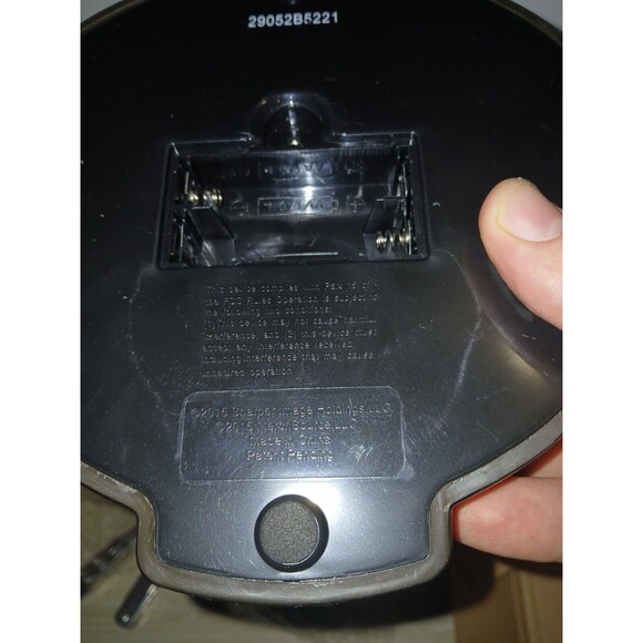 Sharper Image Hungry Bear Target Shooting Game With Box Launcher & 8 Foam Balls - Picture 8 of 16